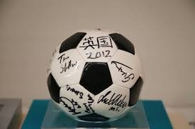 详解棒球规则中的“死球转活球”判定逻辑